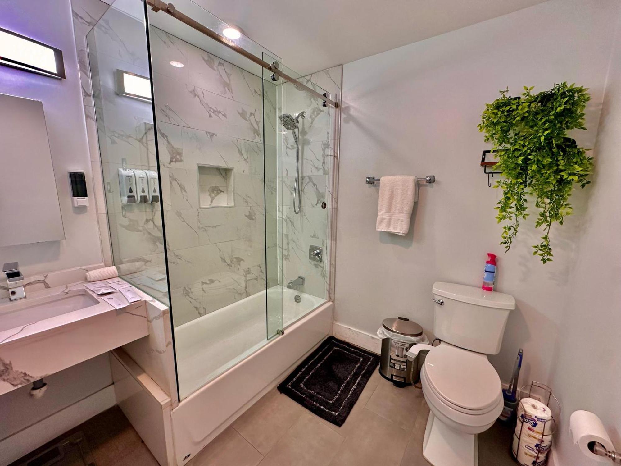 The Modern Suite - 2Br Close To Nyc Paterson Exterior photo